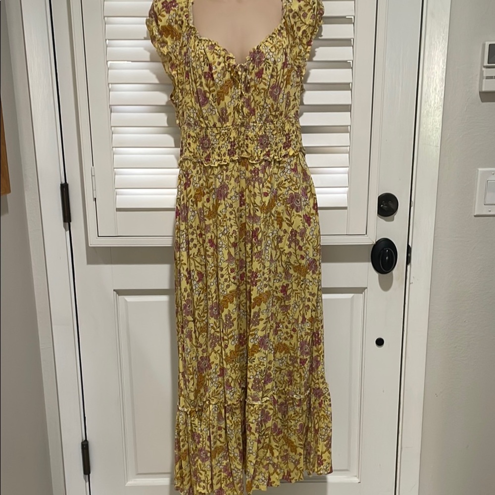 Old Navy Floral Yellow and Purple Dress med